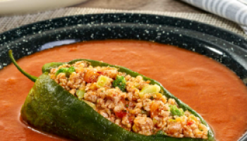 chile relleno en carne molida